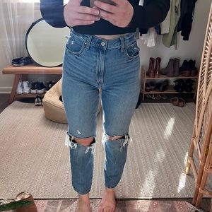 ABERCROMBIE THE ANKLE STRAIGHT ULTRA HIGH RISE JEANS SIZE 4